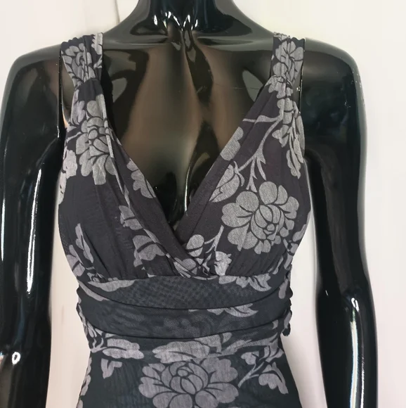 White House Black Market Y2K Babydoll Tank Top Medium Dark Floral Whimsigoth - Picture 3 of 9